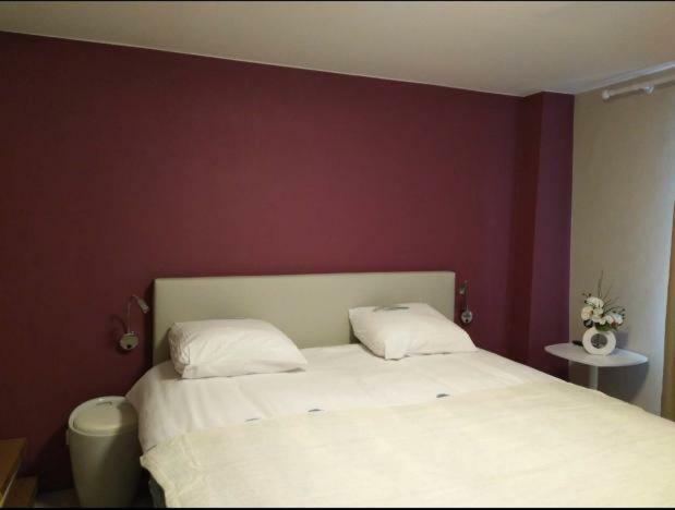 Bed and Breakfast Le Jardin du bord de Meuse à Namur Extérieur photo